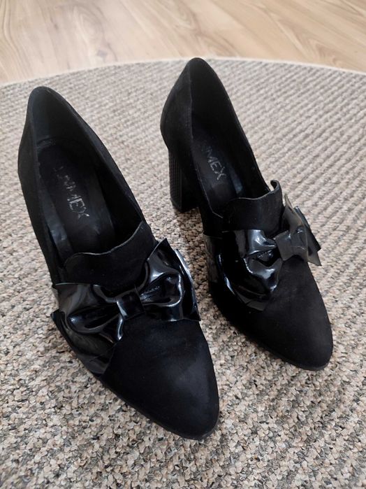 Czółenka Ann Mex r.38 Kokarda, biżuteryjny obcas