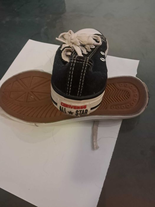 all star de cano curto pretos em bom estado n 38