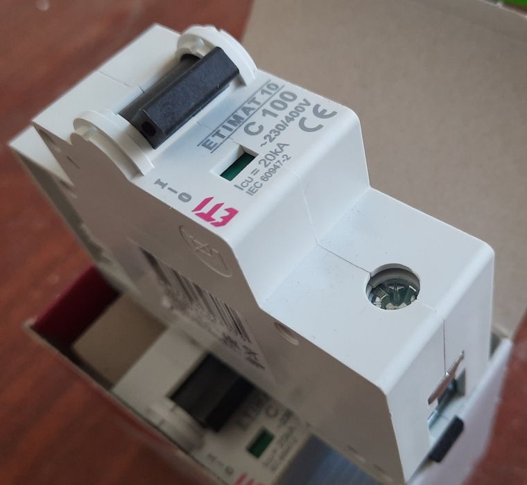 Автомат однополюсный 100А