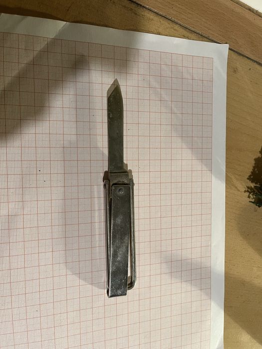 Nóż składany używany