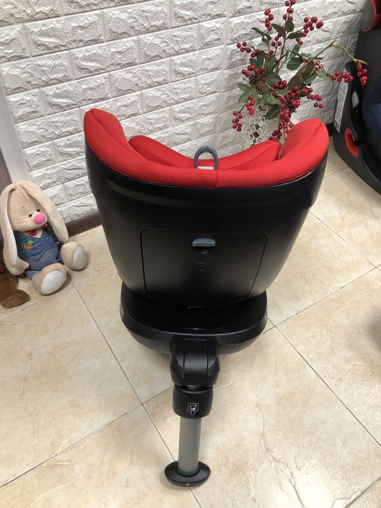 Автокрісло Britax Römer DUALFIX R Група 0+/1 (0-18 кг)