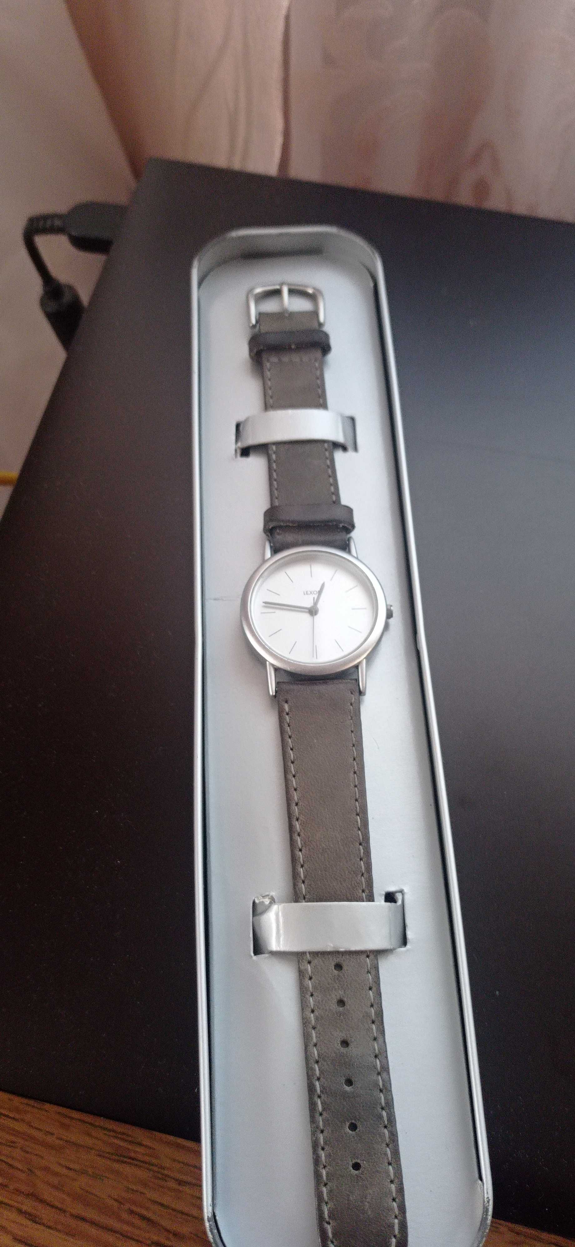 Класичний дуже класний годинник.Продам часи Lexon з Японії.