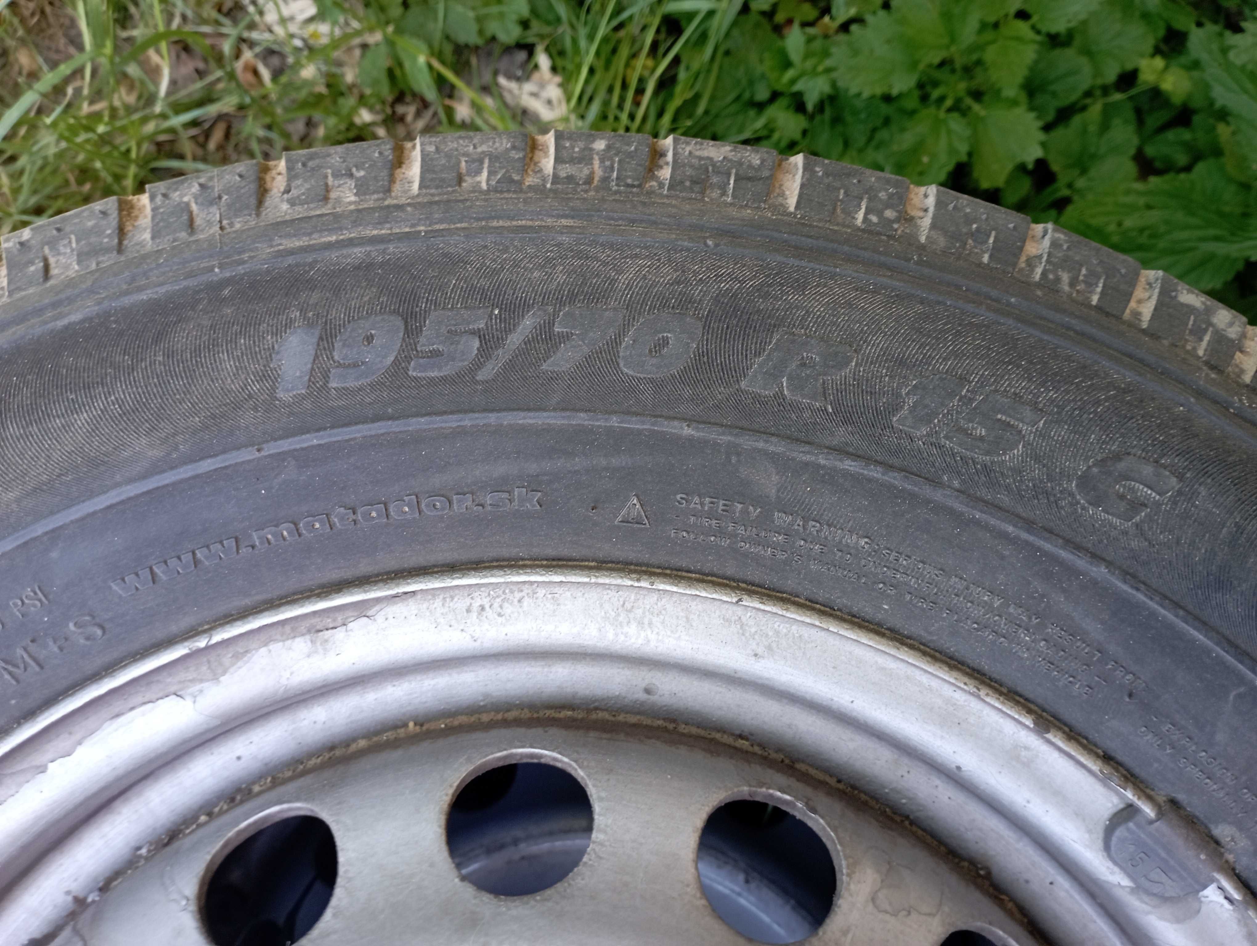 Felgi stalowe z oponami 195/70 R15C