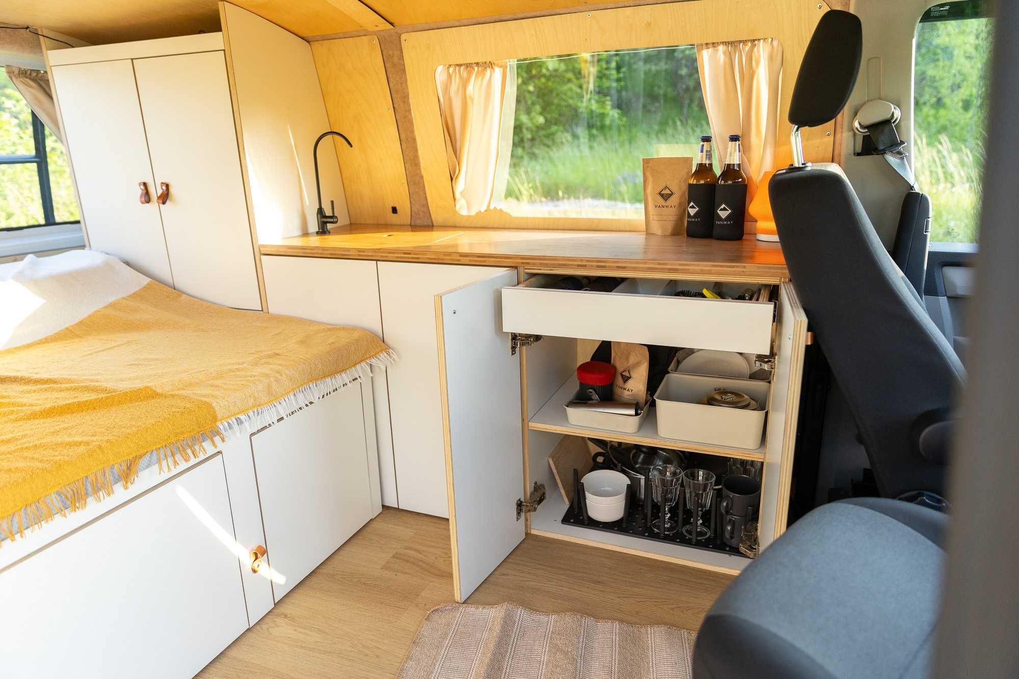Wynajem Campervan, kamper, van przygodowy - VANWAY CAMPERVANS