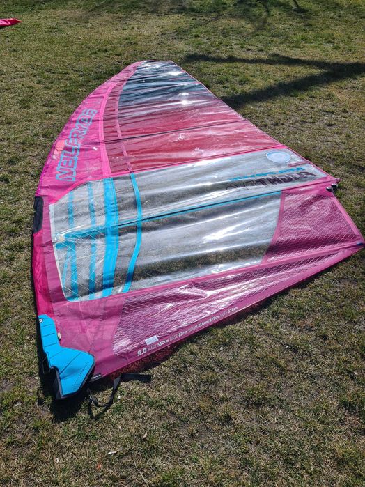 Żagiel NeilPryde Flight EVO 9.0 + maszt NeilPryde 550 TPX 100,