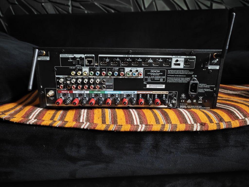 Amplituner Denon AVR-X2600H