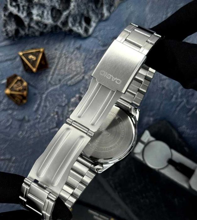 Чоловічий годинник Casio MTP-V005D-2B5 Оригінал Гарантія Мужские часы