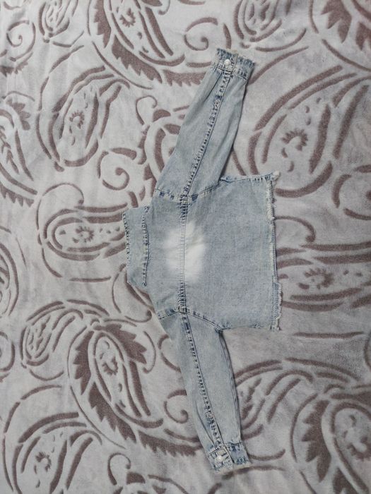 Джинсові куртки для дівчинки