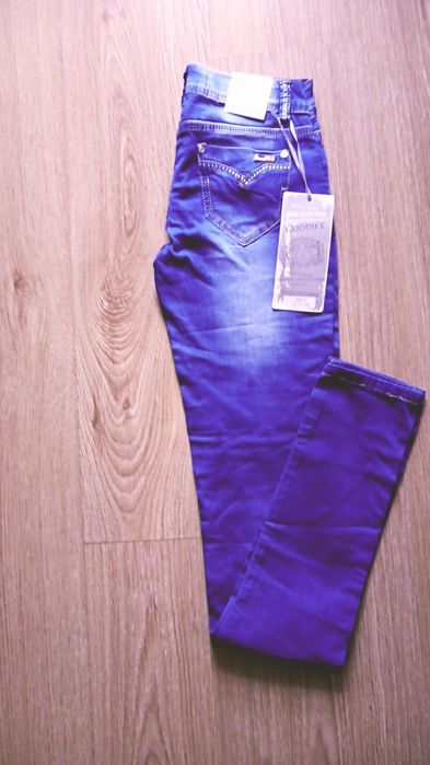 Spodnie jeans niebieskie