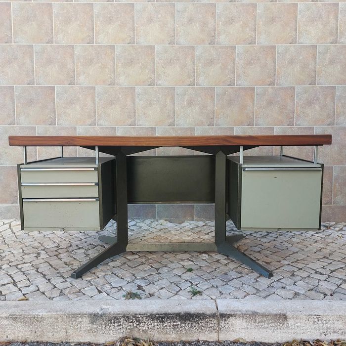 Vintage Daciano da Costa desk