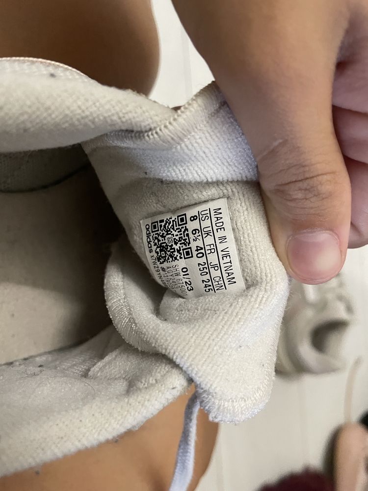Оригінальні кросівки ADIDAS TREZIOD 2