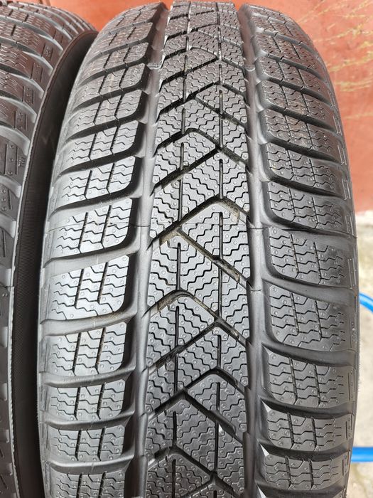205/65/16 R16 Pirelli Sottozero 3 4шт ціна за 1шт шини