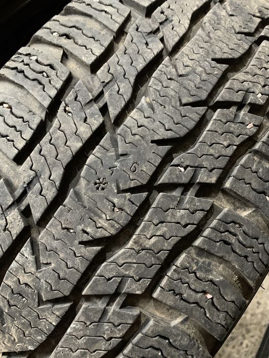 (4шт) 215/60R17C Nokian Hakkapeliitta CR3 (7-7.5мм) зимові шини