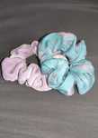 2 gumki do włosów scrunchies
