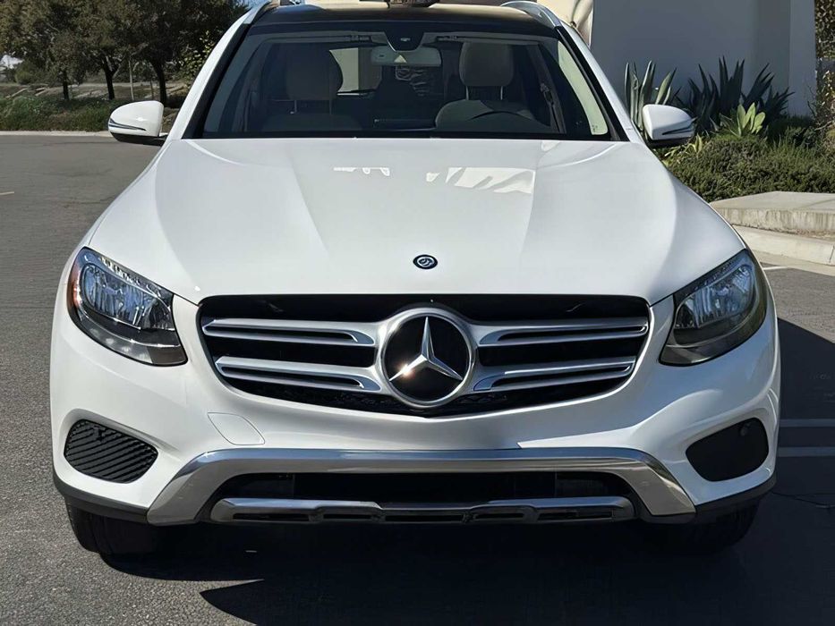 Mercedes-Benz GLC 300      2017