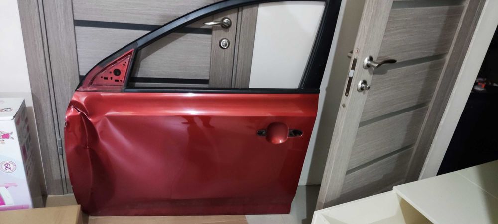 Передняя левая дверь Киа Сид ED (KIA Ceed)