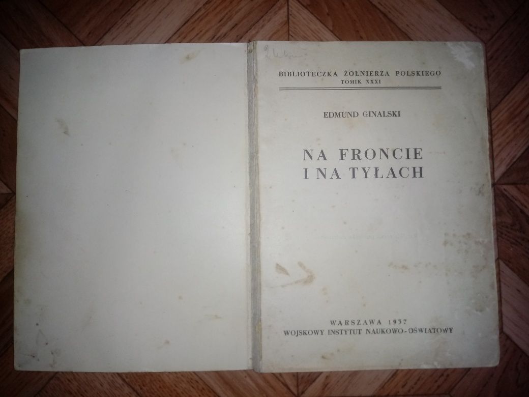 Stara przedwojenna książka pt. Na froncie i na tyłach 1937 r.