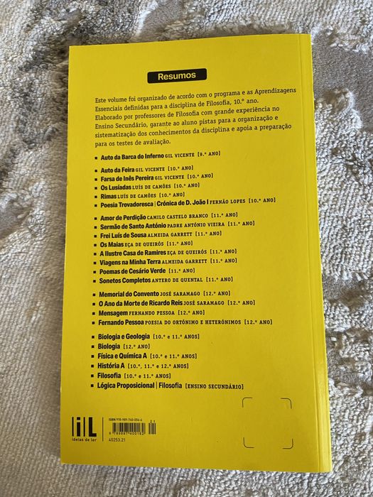 2 Livros de resumo Filosofia 10° e 11° ano