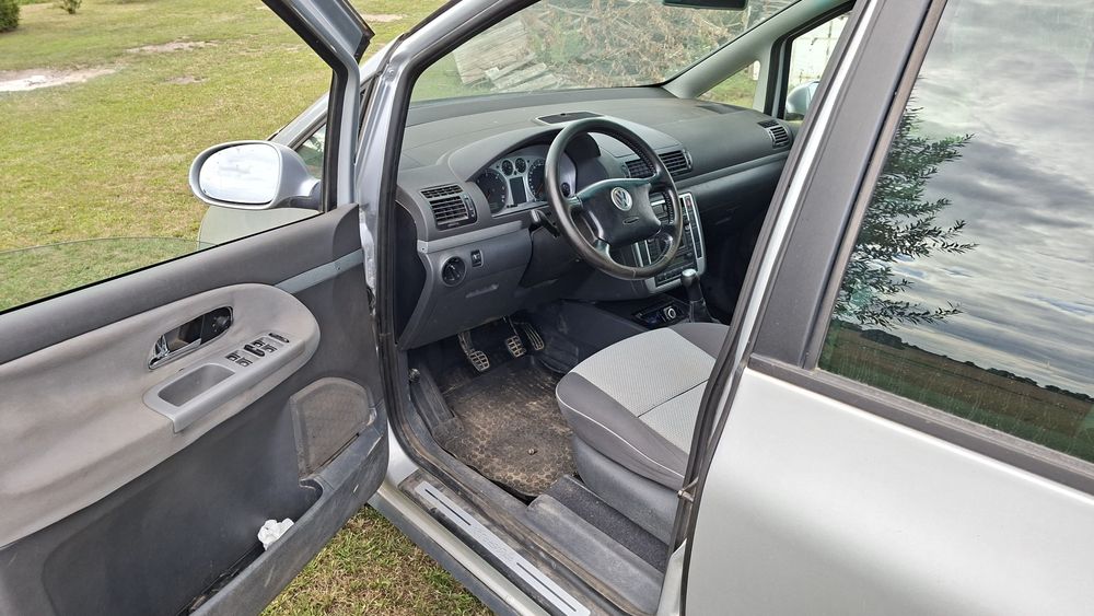 VW Sharan TDI Uszkodzony