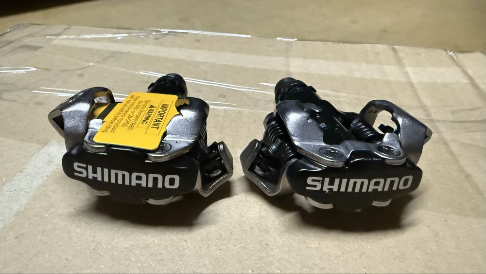 Pedais shimano m520
