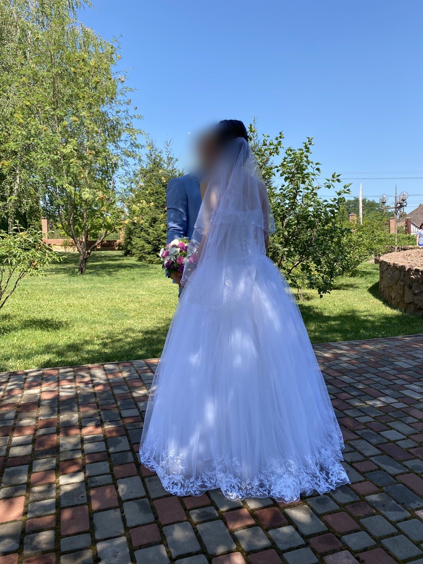 Стильна весільна  сукня