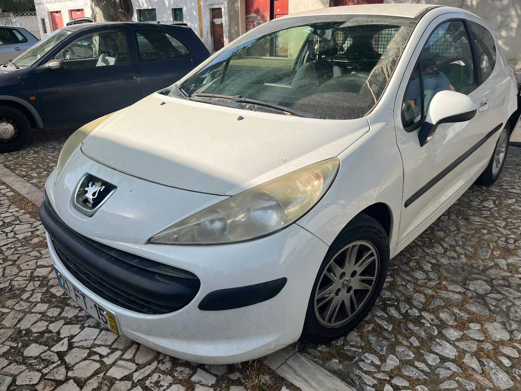 Peugeot 207 Acidentado