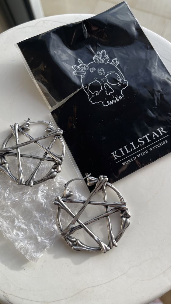 Brincos novos, estrelas/pentagrama Killstar