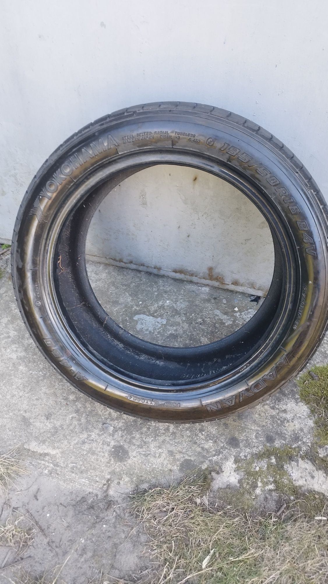 Opona Yokohama 195/50 R16 84V Advan nowa z koła zapasowego