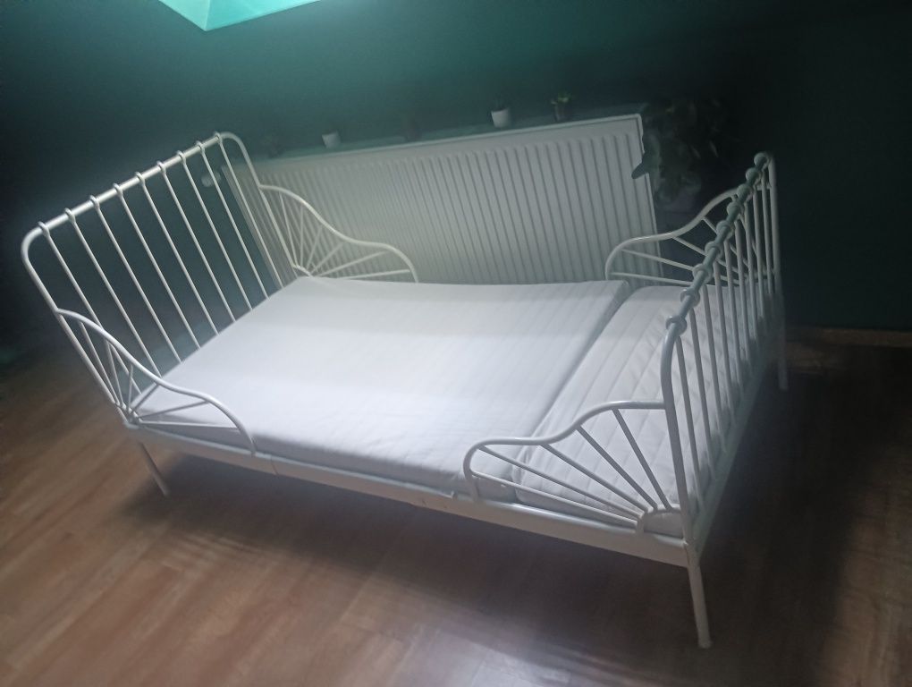 Łóżko regulowane IKEA minnien