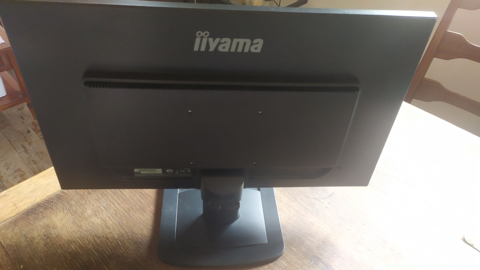 Monitor iiyama 24 cale