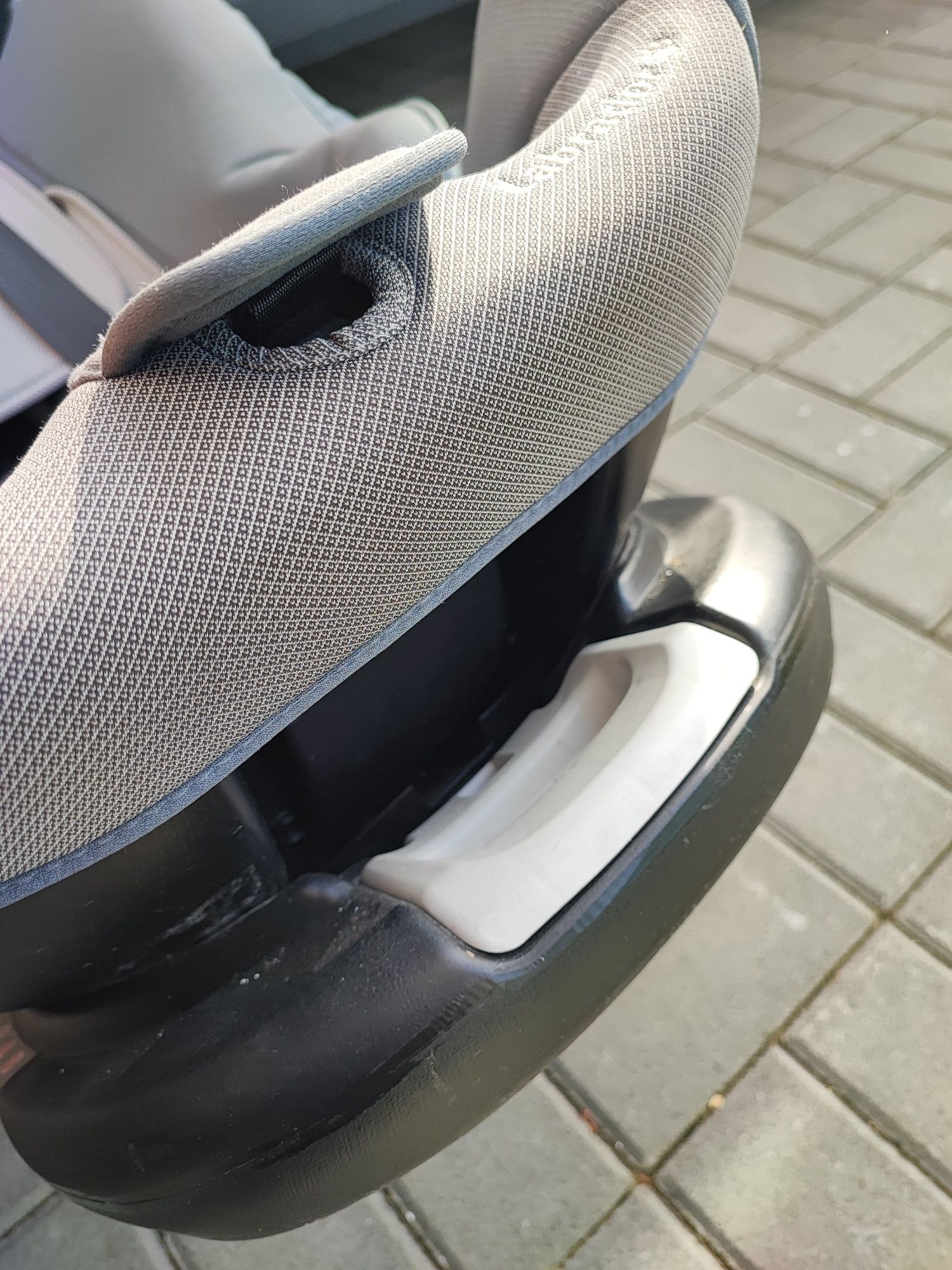 Fotelik samochodowy Baby Safe bezwypadkowy ISOFIX