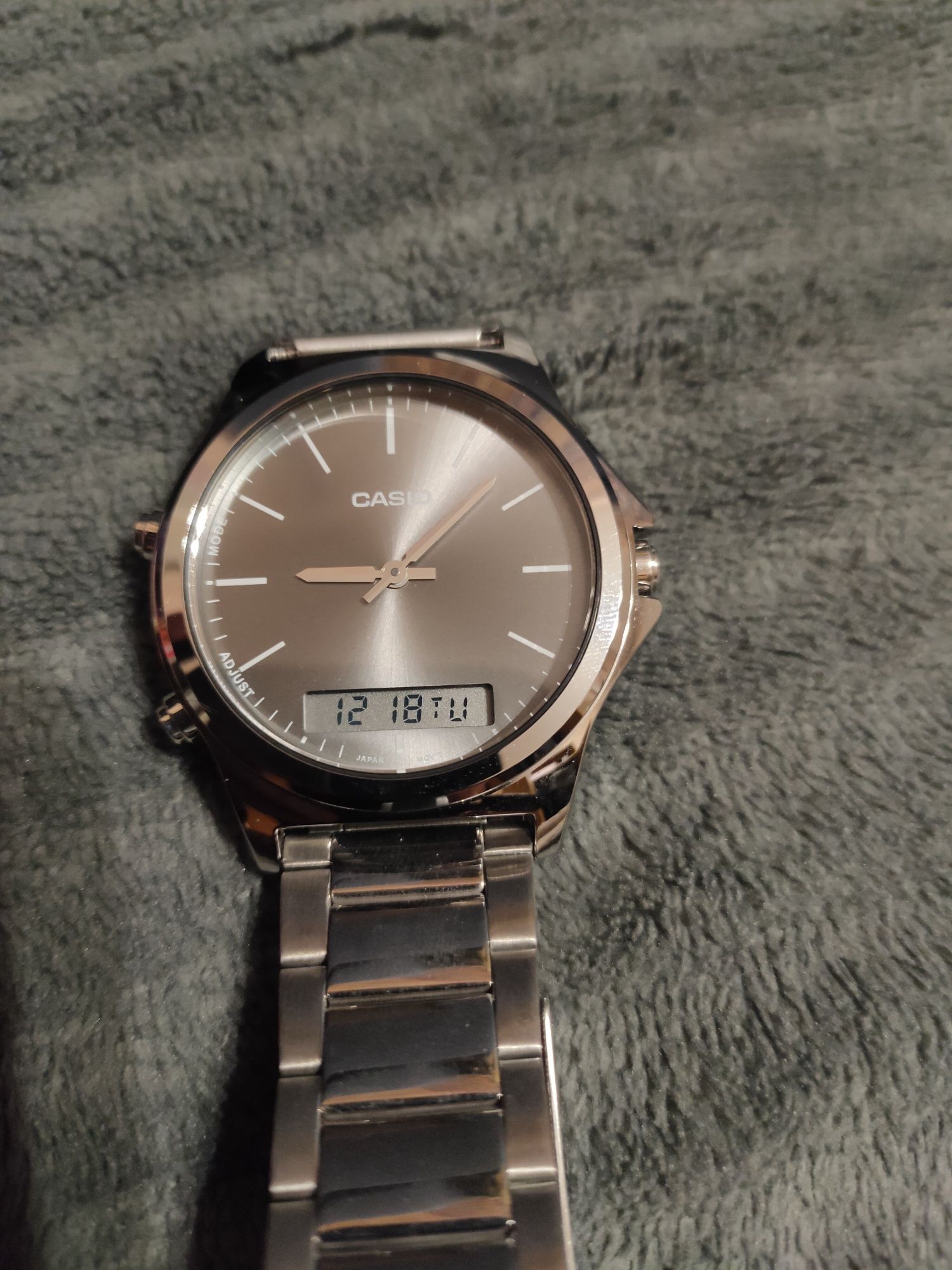 Casio MTP-VC01D-8EUDF Серые с серебристым