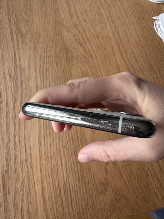 iPhone 11 Pro 512 GB biały stan bardzo dobry (95% pojemności baterii)