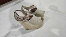 Sapatos feminino