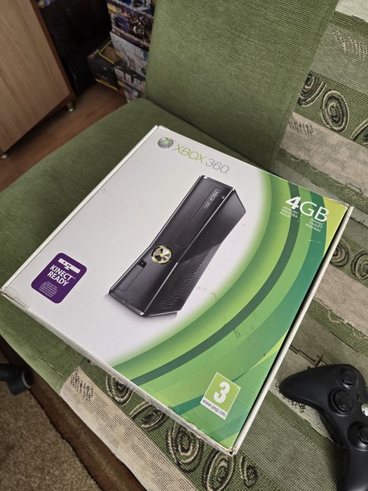 Konsola Xboxa360 slim