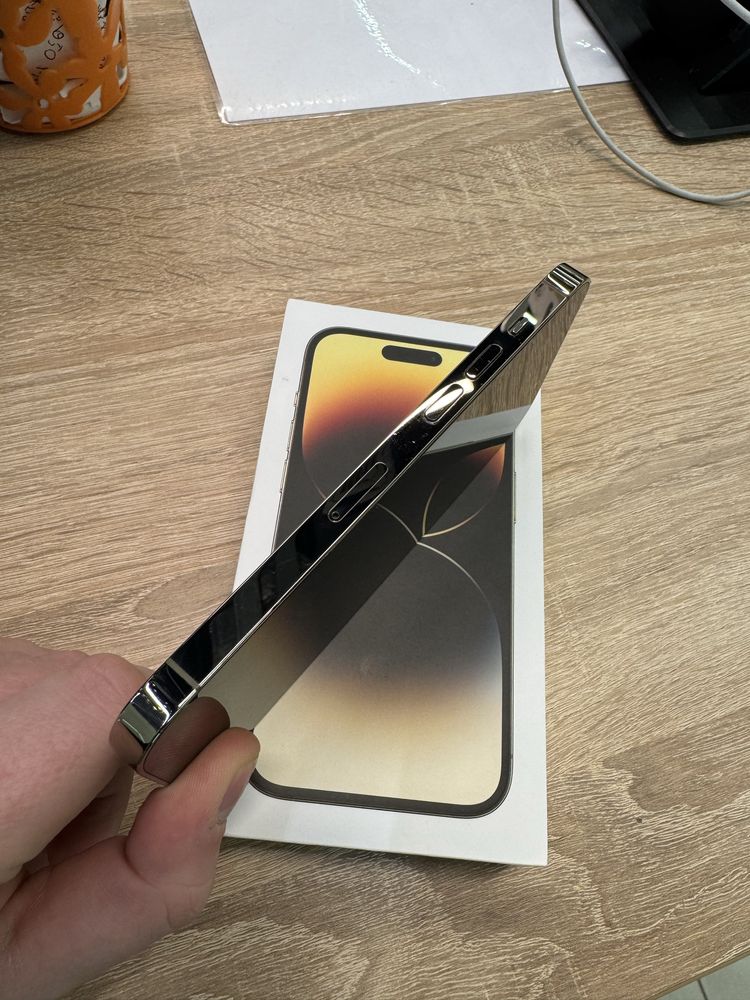Продам iPhone 14 Pro 128 gb