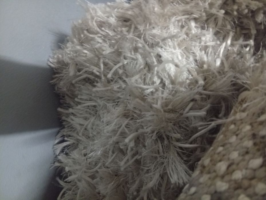 carpete de sala tom bege