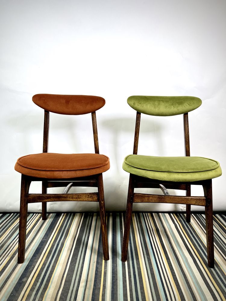 Krzesla PRL Rajmund Hałas kultowe grzybki 200-190 orzech mat vintage