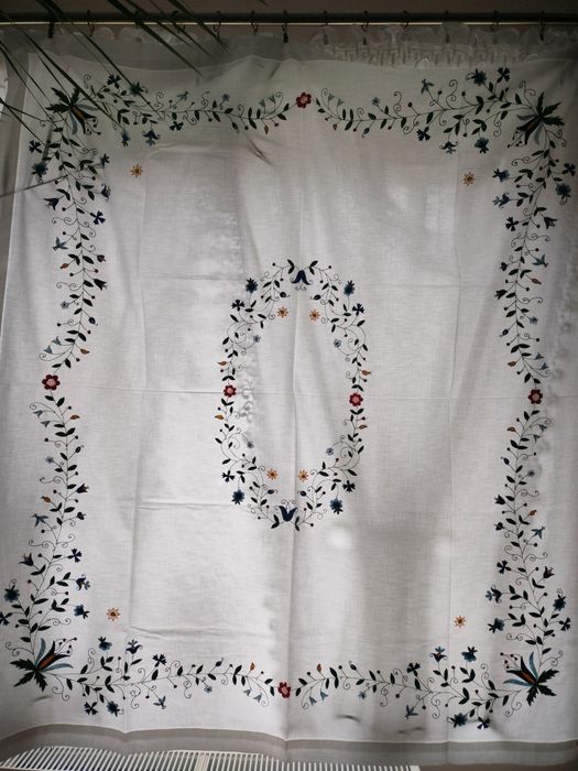 Obrus kaszubski haftowany ręcznie wymiary 145x160