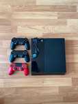 Konsola PlayStation 4 PS4 500GB + 3 pady