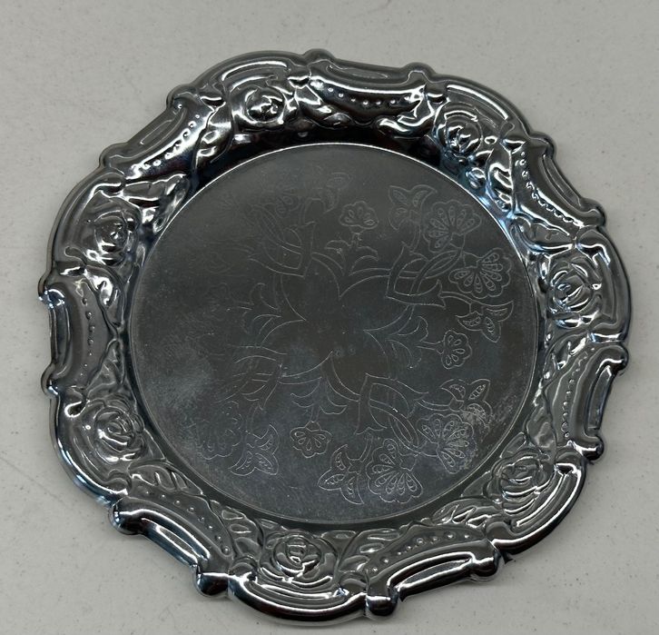 Patera podstawek z lat PRL-u