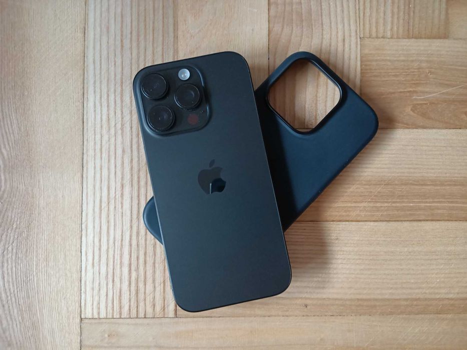 Phone 16 Pro 128 GB tytan czarny