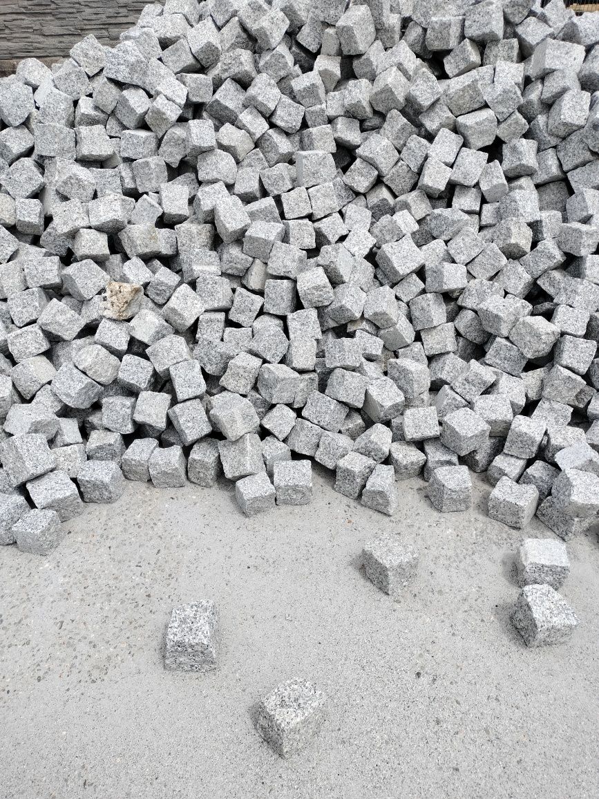 Granit kostka palisada cegielka granitowa obrzeże kamień murowy
