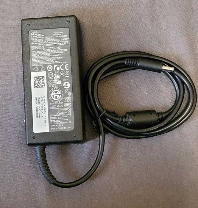 Блок живлення на ноутбук DEL
