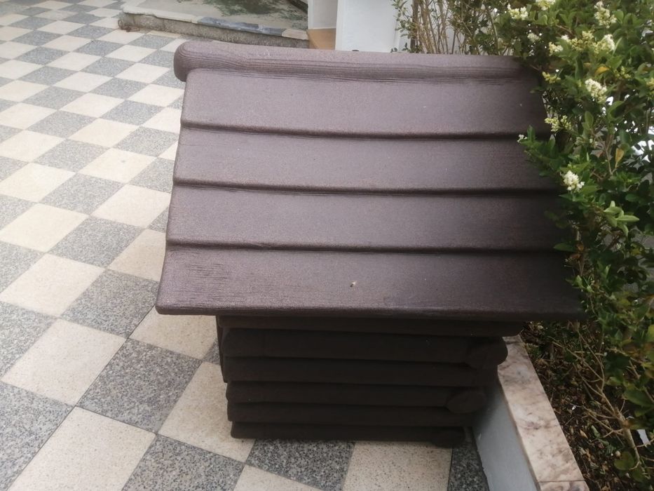 Casota para Cão de Grande Porte – Como Nova!