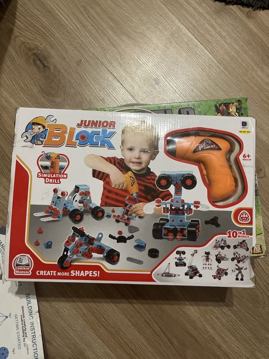 Продам детский конструктор