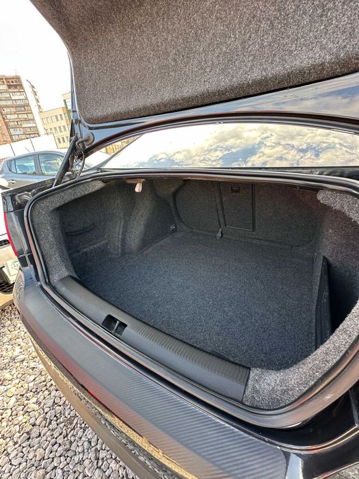 Продам  Volkswagen Jetta 2006 рік можлива розстрочка,кредит,обмін!