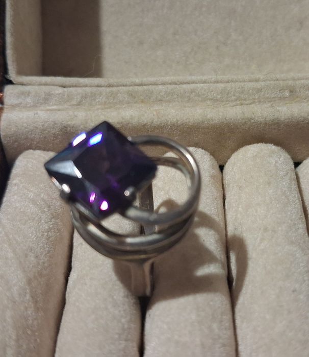 Каблучка срібло аметист