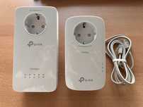 Extensor de sinal wi-fi TP-LINK com tomada integrada
