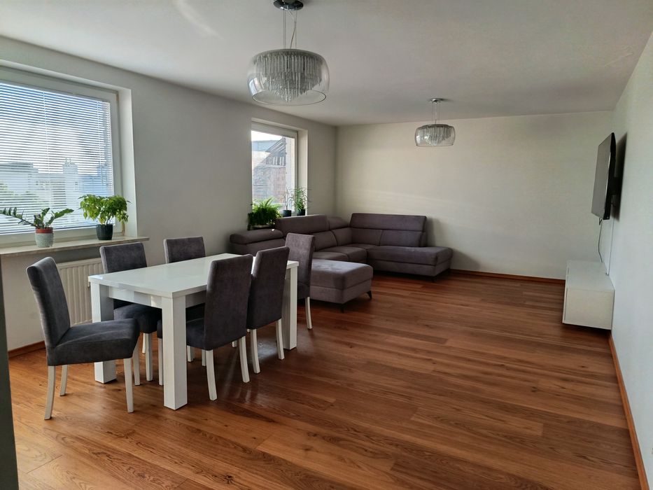 Wynajmę mieszkanie 4 pokoje Podkarczówka